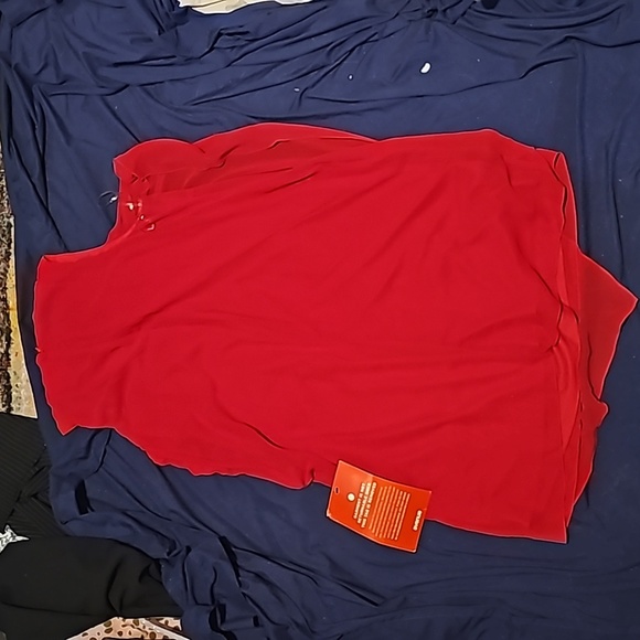 Red Dress - Picture 6 of 6